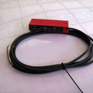 Reflective Photoelectric sensor, RK 72/4, Leuze Electronic Germany