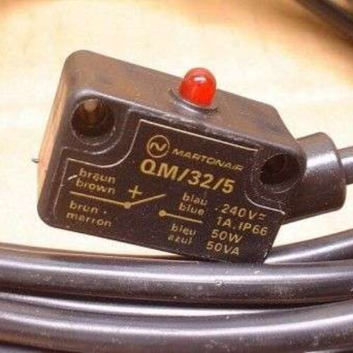 Magnetic Operated switch, 5 meter cabel, QM/32/5, Martonair, Japan