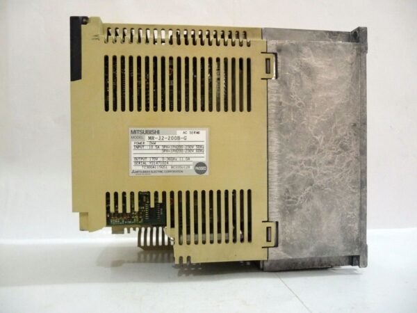 Servo Drive, MR-J2-200B-G, Mitsubishi Electric, Made in Japan - Image 3