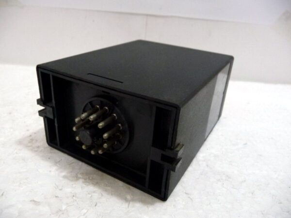 Controls Receiver, LRX-01/A2, Yaskawa, Made in Japan - Image 2